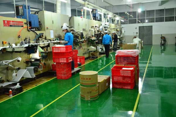 佩安婷生產(chǎn)車(chē)間現(xiàn)場(chǎng)