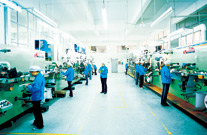 佩安婷衛(wèi)生巾生產(chǎn)線(xiàn)現(xiàn)場(chǎng)